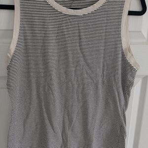 Banana Republic Sleeveless tee M